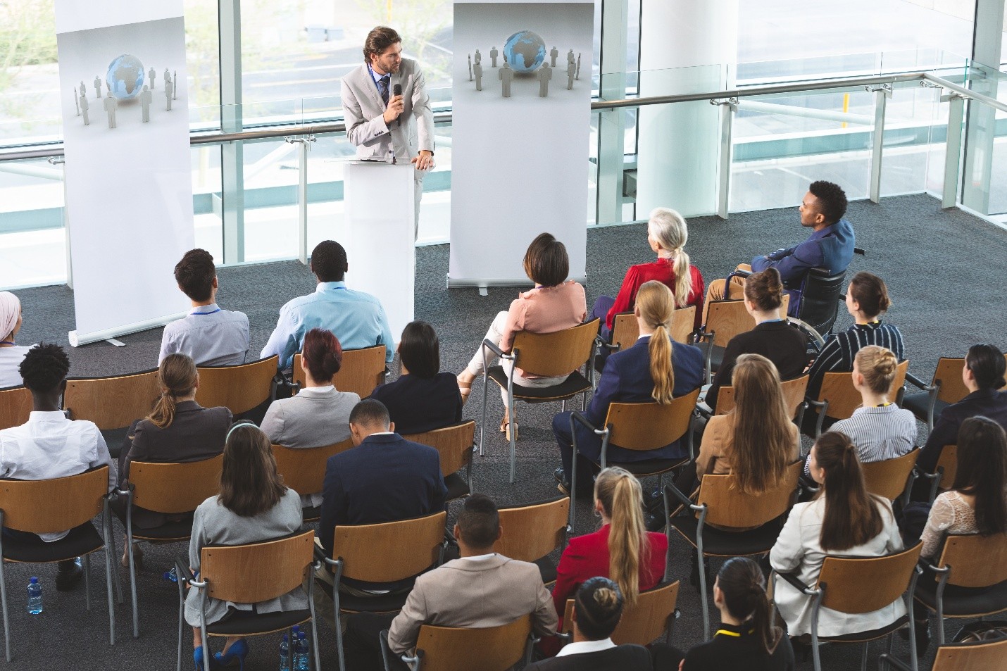 Making Your HOA’s Annual Meeting a Success: A Board Member’s Guide
